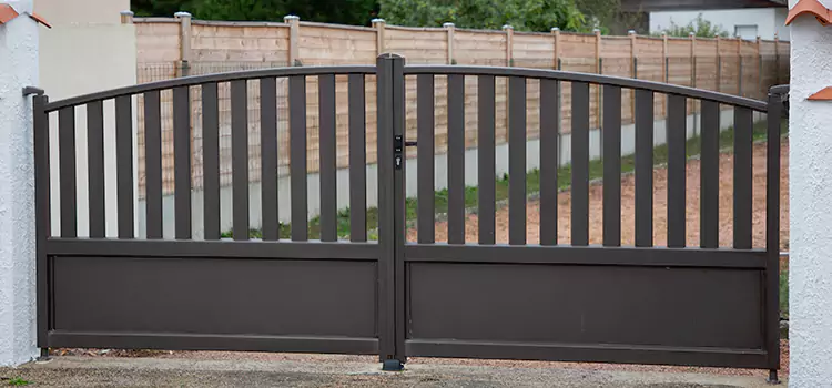 Advanced Gate Solutions in Bear, DE