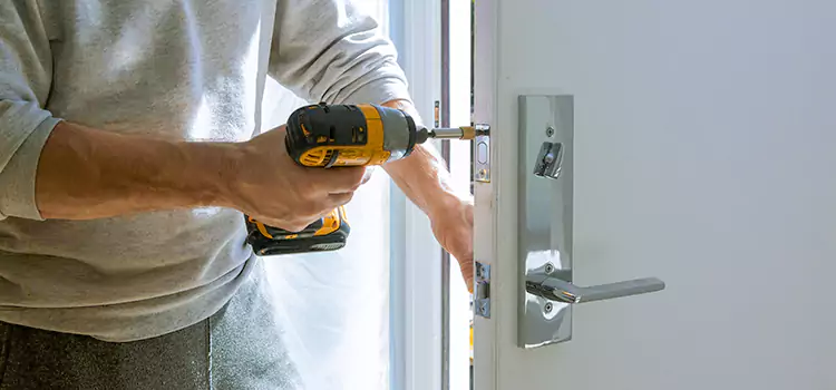Door Knob Lock Repair Bear
